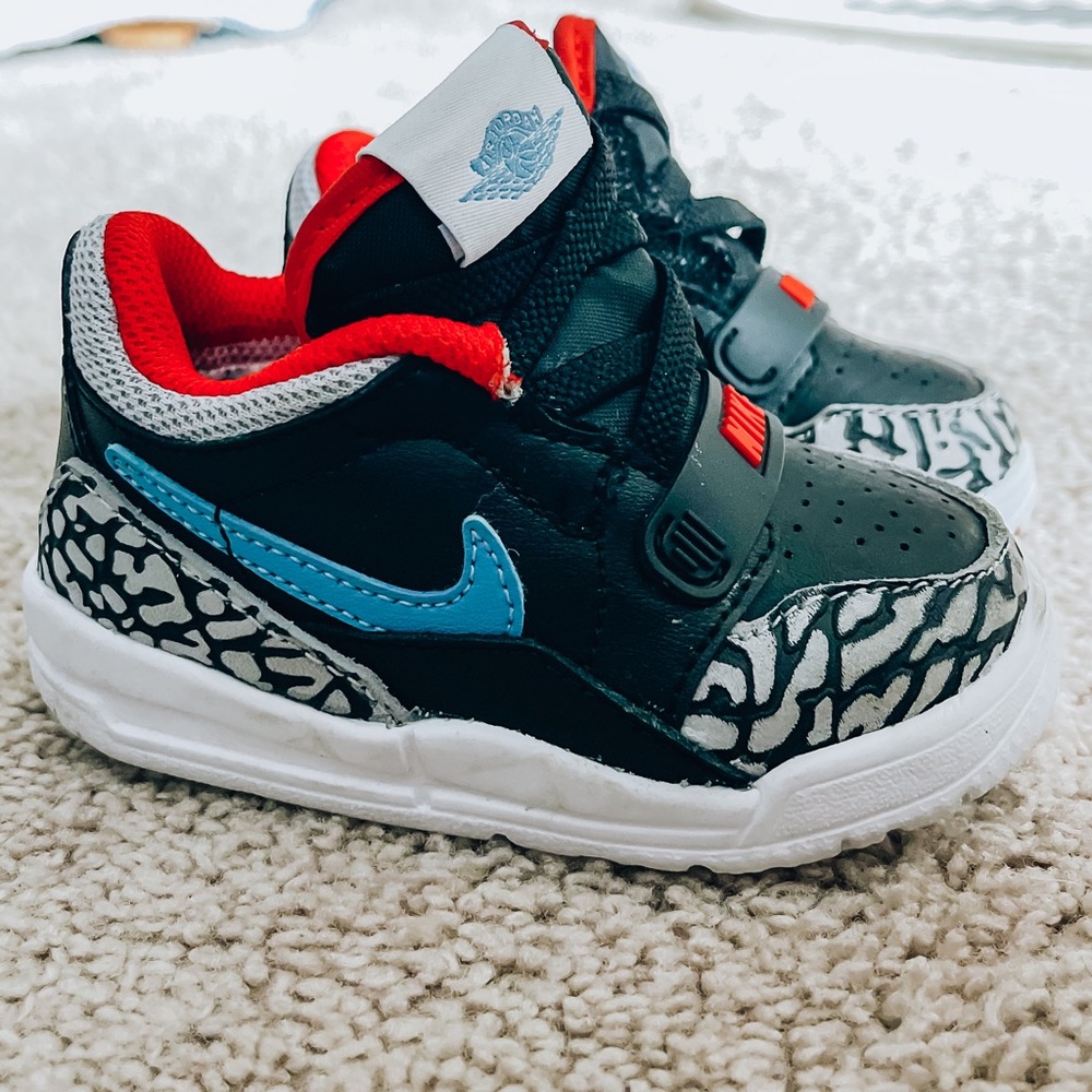 Jordan

Toddler Legacy 312 Low